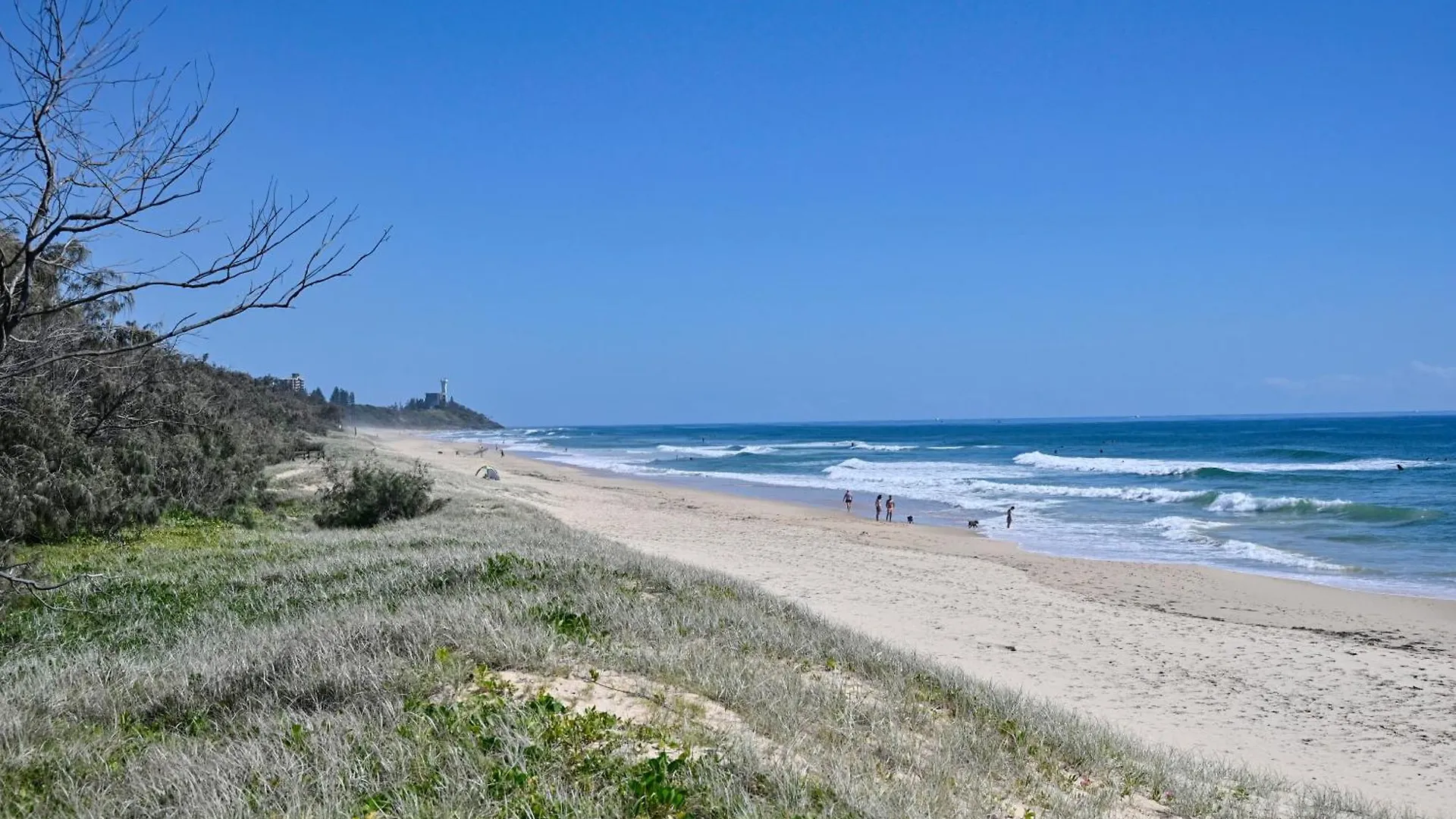 Bungalow On The Beach 4 B/R, 8 Guests, Aircon Zg2 Buddina